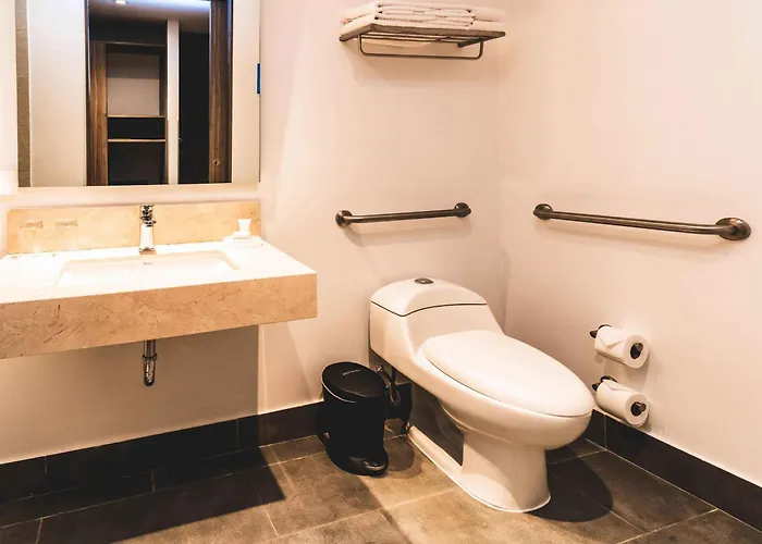Hotel Hampton By Hilton Cuzco