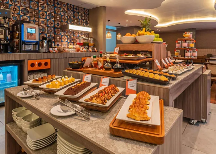 Hotel Hampton By Hilton Cuzco